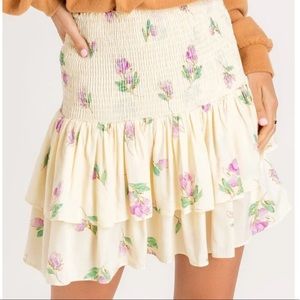 COPY - Beige/Tan Layered Skirt With Flowers Size L